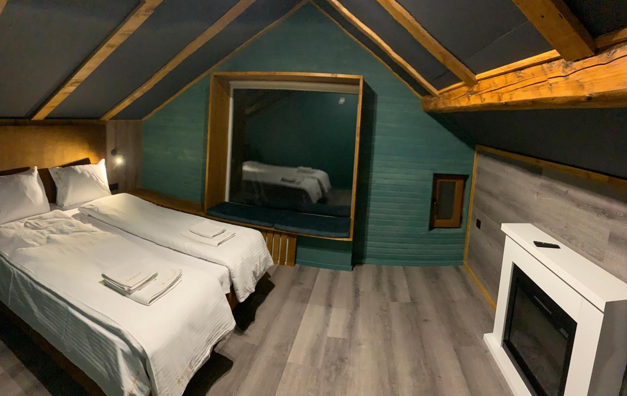 Mishelter Villa Myhove Buitenkant foto