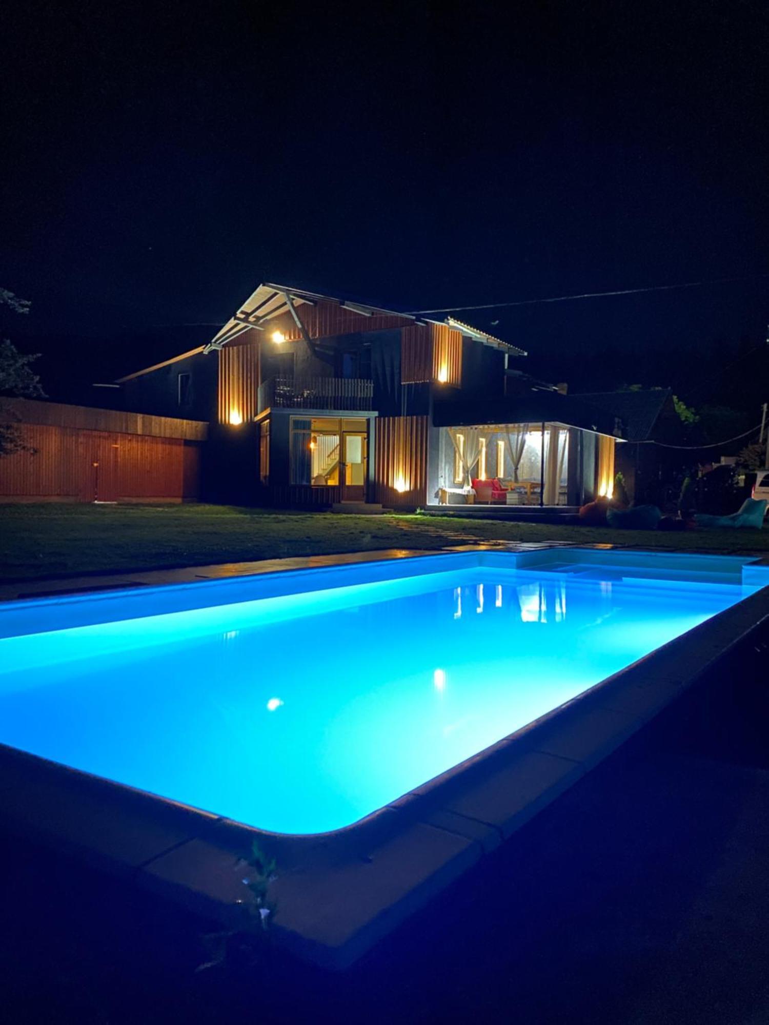 Mishelter Villa Myhove Buitenkant foto