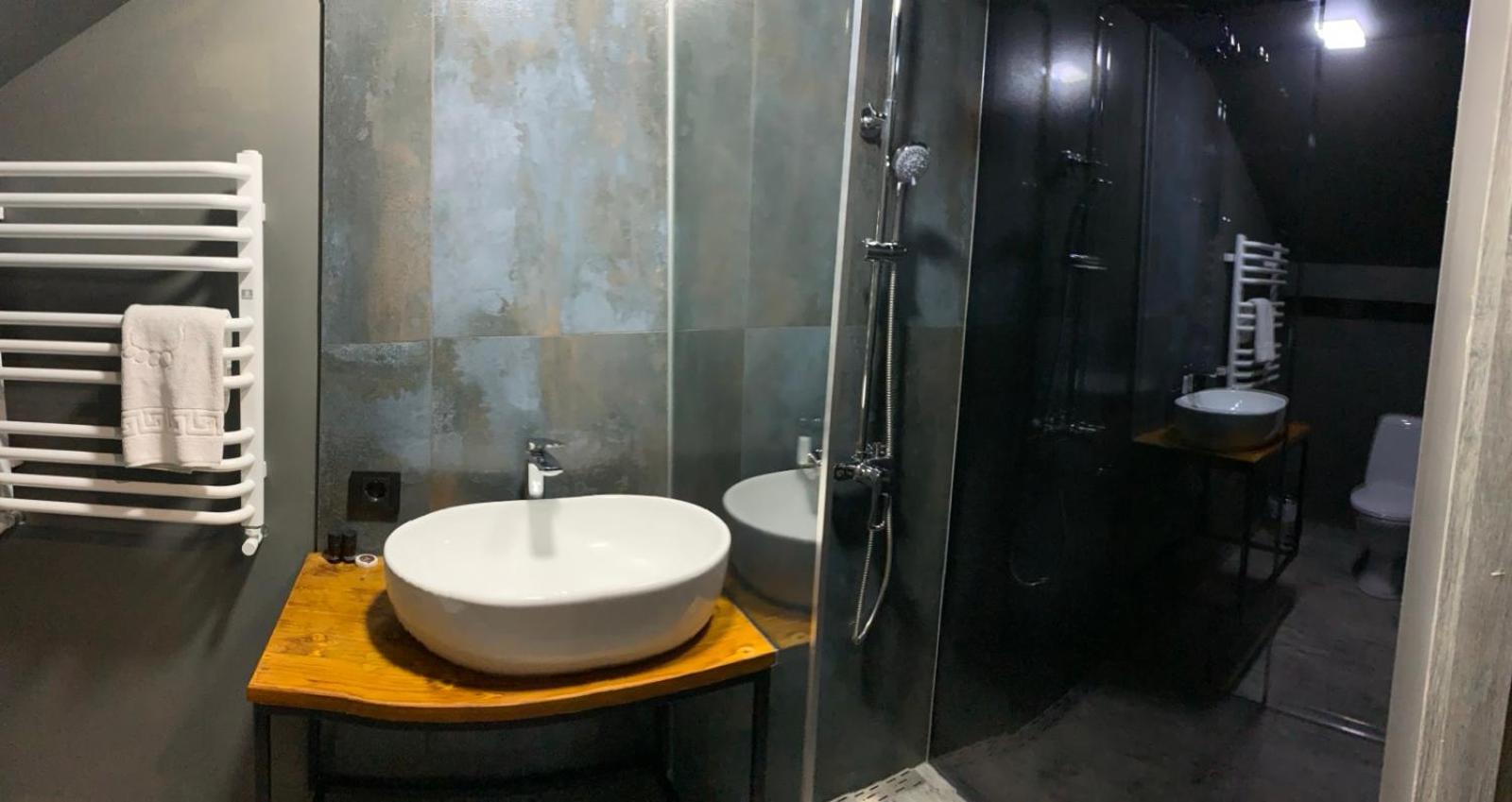 Mishelter Villa Myhove Buitenkant foto