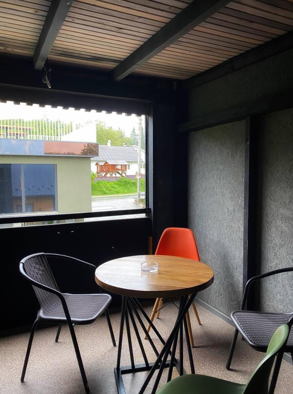 Mishelter Villa Myhove Buitenkant foto