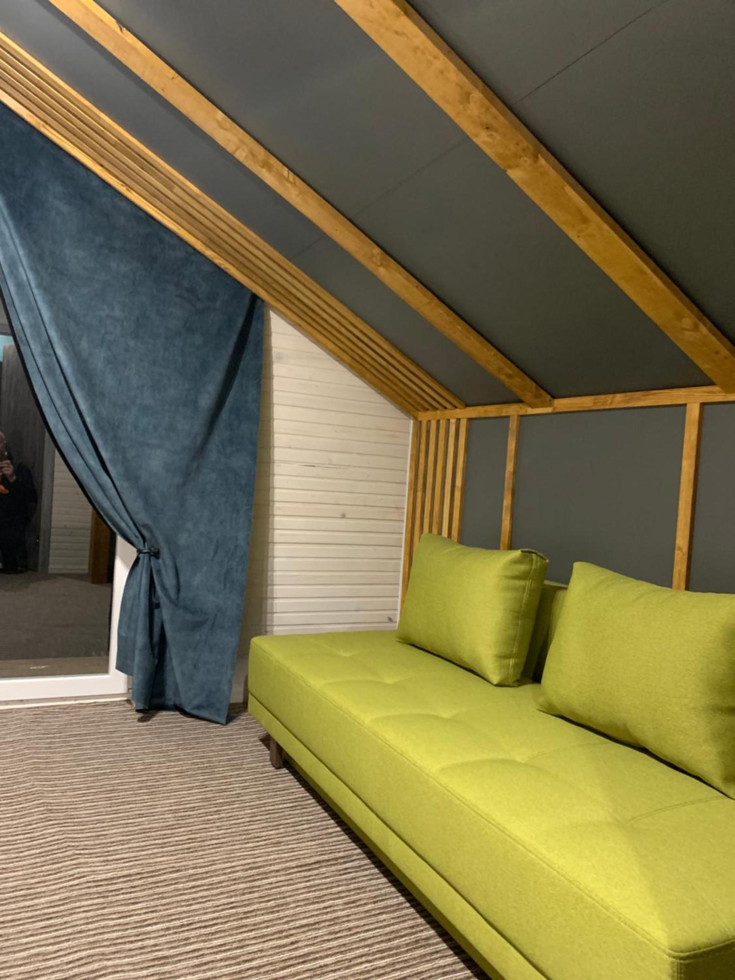 Mishelter Villa Myhove Buitenkant foto